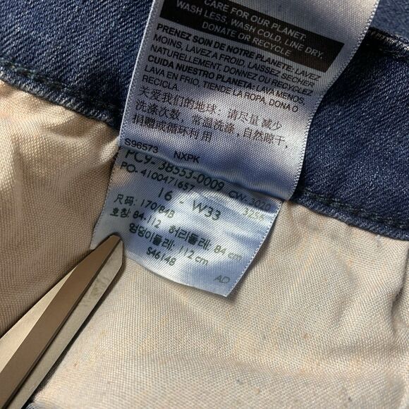 Levi Strauss Womens Size 16 33 Blue Stretch Denim Mid Rise Signature Skinny Crop - Picture 3 of 7